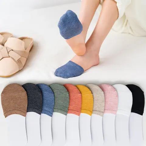 Women Anti Slip Pilates Socks with Silicone Grips Non Skid Yoga Socks for Barre Ballet Dance Studio Workout Fitness Training