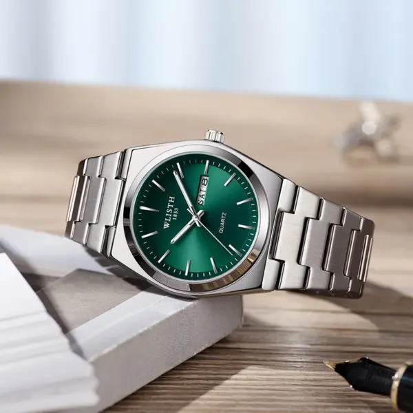 Man Watch Quartz Watch, Luxury Waterproof Luminous Date Week Stainless Steel Men's Watch